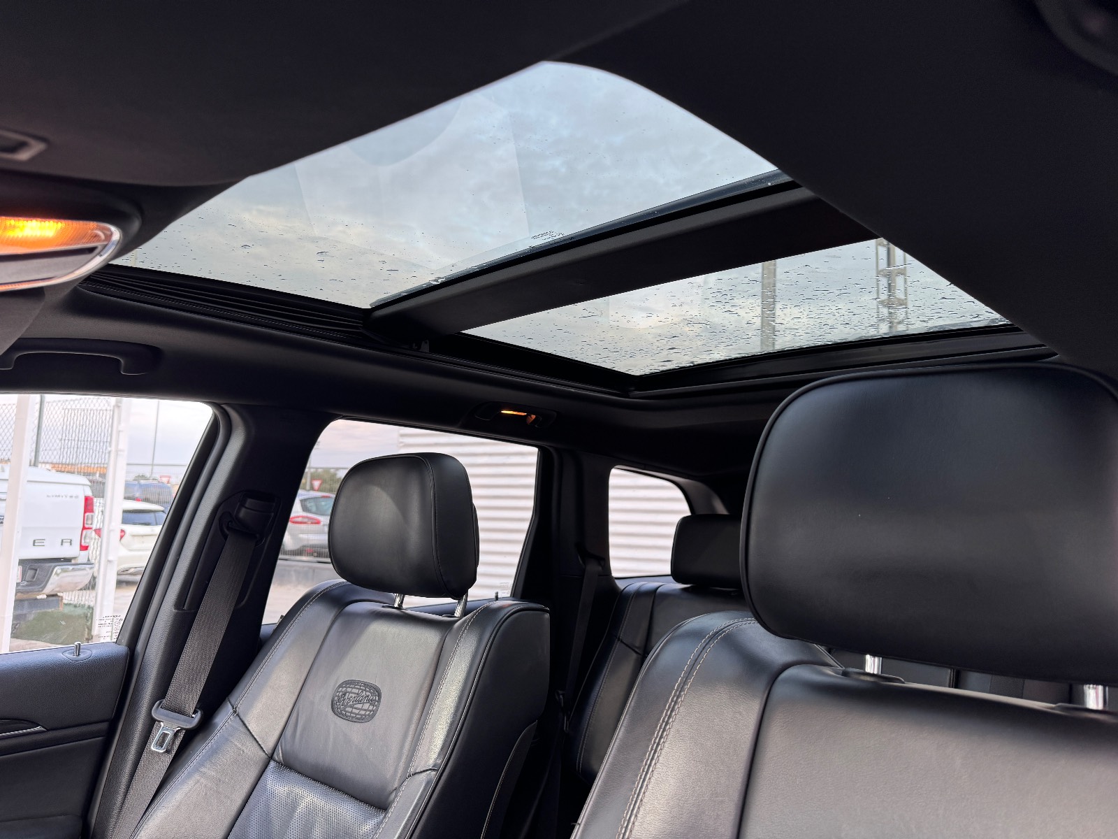 Jeep Grand Cherokee miniatura 10