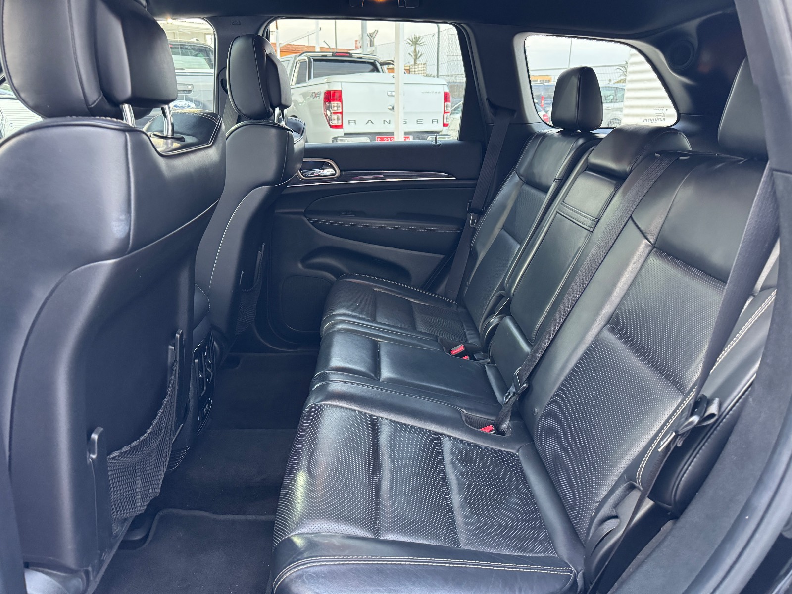 Jeep Grand Cherokee miniatura 9